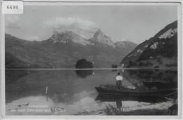 Lauerzersee Mit Insel Schwanau Und Mythen - Fischer Mit Boot - Lauerz