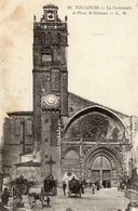 TOULOUSE LA CATHEDRALE ET LA PLACE SAINT ETIENNE  CALECHE CHEVAL - Toulouse