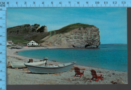 Percé Quebec - Plage Et Cap Des Trois Soeurs - Pub. Unic , Postacrd, Carte Postale - Percé