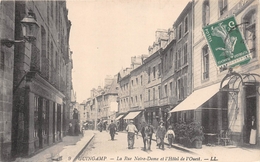 ¤¤  -  GUINGAMP   -  La Rue Notre-Dame Et L'Hôtel De L'Ouest   -  ¤¤ - Guingamp