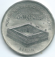 East Germany / DDR - 1990 - 5 Marks - Zeughaus Museum - KM135 - 5 Marchi