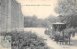 Vincennes      95      Hôpital Militaire Bégin. Le Tramway          ( Voir Scan) - Vincennes