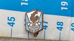 Argentina Argentine Police Officers Center Pin Badge #9 - Police