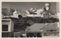 Photographie - Village Et Château D'eau - Lieu à Situer - Fotografie