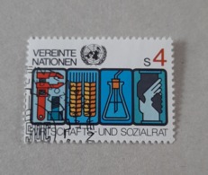 N° 34      Commerce Et Développement - Used Stamps