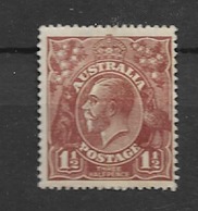 1915 MH Australia  WMK Single Crown Michel 32c - Mint Stamps