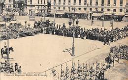 Toulouse       31    Militaires. Défilé Des Troupes Place Du Capitole  (Voir Scan) - Toulouse