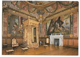 Hampton Court Palace, Middlesex - The Queen's Drawing Room - Queen Ann's Bed - Middlesex
