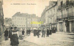35 Fougères, Place Gambetta - Fougeres