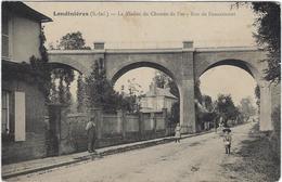 76   Londinieres Le Viaduc Du Chemin De Fer - Rue De Foucarmont - Londinières