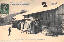 88-L'HIVER DANS LES MONTAGNES DES VOSGES- CHÔMAGE FORCE , SCIERIE ARRÊTEE PAR LES PLACES - Autres & Non Classés