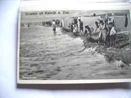 Nederland Holland Pays Bas Katwijk Aan Zee Badgasten Bij Hoog Water - Katwijk (aan Zee)