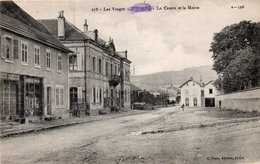 88  ANOULD  Le Centre Et La Mairie - Anould