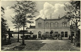 Nederland, GOUDA, Station, Bussen En Auto's (1943) Ansichtkaart - Gouda