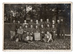 CPA 2885 MILITARIA - Carte Photo Militaire - Prisonniers De Guerre - Soldat J.CONTESSE Stalag XIII B Pour BRAY SUR SEINE - Personen