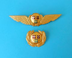 SAS ( Scandinavian Airlines ) - Beautifull Lot Of 2. Old Large Enameled Pilot Wings Badge * Sweden Norway Denmark RRR - Crew-Abzeichen