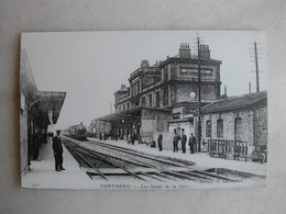 PHOTO Repro De CPA - Gare - Les Quais De La Gare De Saint Denis - Treinen