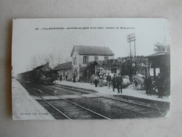 PHOTO Repro De CPA - Gare - Valmondois - Arrivée En Gare D'un Train Venant De Beaumont - Treinen