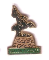 F256 Pin's Horse Cheval Ballon D'Alsace Vosges Jeanne D'Arc Achat Immédiat - Personnes Célèbres