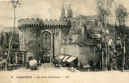 CHARTRES LA PORTE GUILLAUME BUVETTE CALECHE CHEVAL CARRIOLE - Chartres