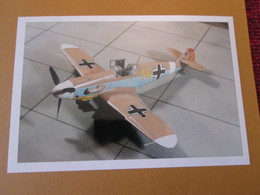 CAGI3 Format Carte Postale Env 15x10cm : SUPERBE (TIRAGE UNIQUE) PHOTO MAQUETTE PLASTIQUE 1/48e Me-109F HJ MARSEILLE - Avions