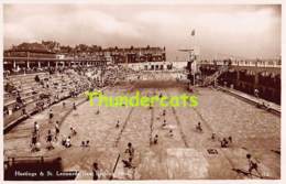 CPA CARTE DE PHOTO HASTINGS LEONARDS NEW BATHING POOL PISCINE SWIMMING NATATION - Hastings