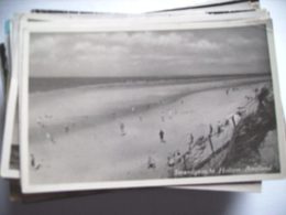 Nederland Holland Pays Bas Ameland Hollum Met Mensen Op Strand - Ameland