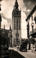 Sevilla (Seville, Andalousie) La Giralda En 1958, Clocher (ancien Minaret) Attelage - Sevilla