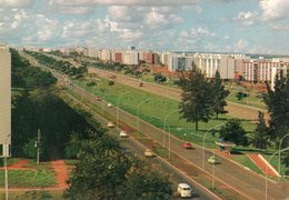 BRASIL, DISTRITO FEDERAL, BRASILIA, EIXO MONUMENTAL-ROADS SHAFT - Brasilia