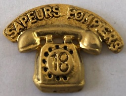 SAPEURS POMPIERS - TELEPHONE 18  - FRANCE - TELEFONO POMPIERE - PHONE  FIREFIGHTER - TELEFON FEUERWEHRMANN - (25) - Pompiers