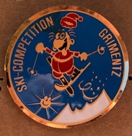 ATTENTION C'EST UNE BROCHE - SKI ALPIN COMPETITION - GRIMENTZ - SUISSE - SCHWEIZ . SWITZERLAND - SVIZZERA  - SKIEUR - Sport Invernali