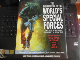 THE ENCYCLOPEDIA OF THE WORLD'S SPECIAL FORCES TACTICS HISTORY STRATEGY WEAPONS GREEN BERETS NAVY SEALS SPETSNAZ SAS - Buitenlandse Legers