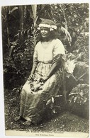 C. P. A. : TAHITI : La Toilette Tahitienne, The Tahitian Dress - Tahiti