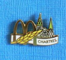 1 PIN'S //  ** McDonald's CHARTRES ** - McDonald's