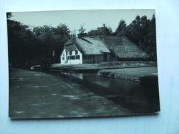 Nederland Holland Pays Bas Giethoorn Met Mooie Oude Boerderij - Giethoorn