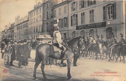 54-LUNEVILLE- GARNISON DEFILE D'UN REGIMENT DE CHASSEURS - Luneville