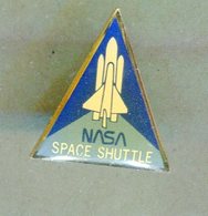 Pin's - NASA Space Shuttle - Discovery - Space