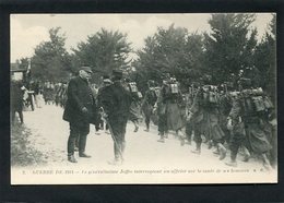 CPA - GUERRE DE 1914 - Le Généralissime Joffre Interrogeant Un Officier Sur La Santé De Ses Hommes, Très Animé - War 1914-18