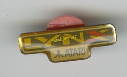 {49227} Pin's " Atari Lynx " - Computers