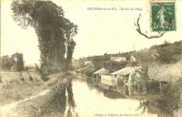 91 DOURDAN UNE AUTRE VUE DES NOMBREUX LAVOIRS SUR LA RIVIERE L ORGE UN AUTRE TIRAGE - Dourdan