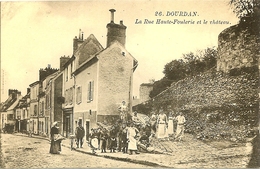 91 DOURDAN GRAND RASSEMBLEMENT RUE HAUTE FOULERIE AVEC LES COMMERCANTS LE FACTEUR AUX GROS MOLLETS ET SON VELO - Dourdan