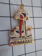 1020 Pin's Pins / Beau Et Rare / THEME : SPORTS / AUTOMOBILE PILOTE ENDURANCE PRIMAGAZ - Car Racing - F1