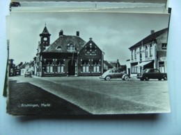 Nederland Holland Pays Bas Kruiningen Met Auto' S Op Marktplein - Kruiningen