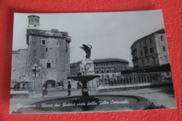 Benevento La Rocca Dei Rettori Con Monumento Ai Caduti E La Fontana NV - Benevento