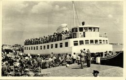 Nederland, TERSCHELLING, Veerboot Optijd Aangekomen (1960) Ansichtkaart - Terschelling