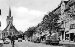 Duderstadt Marktstrasse Und St. Servatiuskirche - Oldtimer - Duderstadt