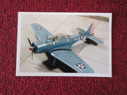 CAGI3 Format Carte Postale Env 15x10cm : SUPERBE (TIRAGE UNIQUE) PHOTO MAQUETTE PLASTIQUE 1/48e SBD DAUNTLESS US NAVY - Vliegtuigen