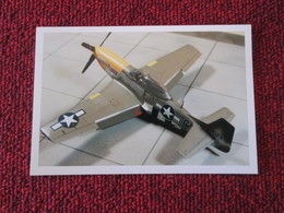 CAGI3 Format Carte Postale Env 15x10cm : SUPERBE (TIRAGE UNIQUE) PHOTO MAQUETTE PLASTIQUE 1/48e P-51D MUSTANG USAAF - Airplanes