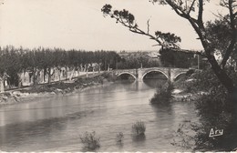 84 - BEDARRIDES - Le Pont Sur L' Ouvèze - Bedarrides