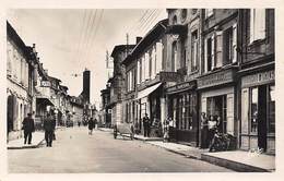 Villefranche De Lauragais          31       Rue De La République  . Librairie   1           (Voir Scan) - Otros & Sin Clasificación